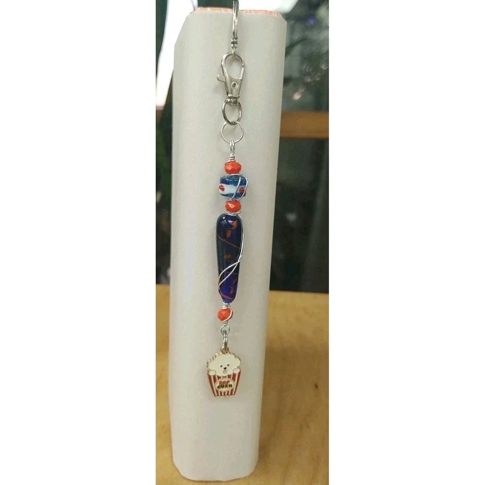Handcrafted Bookmark Dog In Popcorn Wire Wrapped Lampwork Beads 7